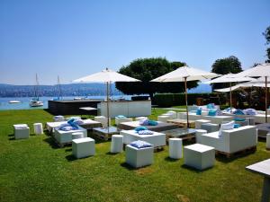 Terrassen-Sonnenschirm 1